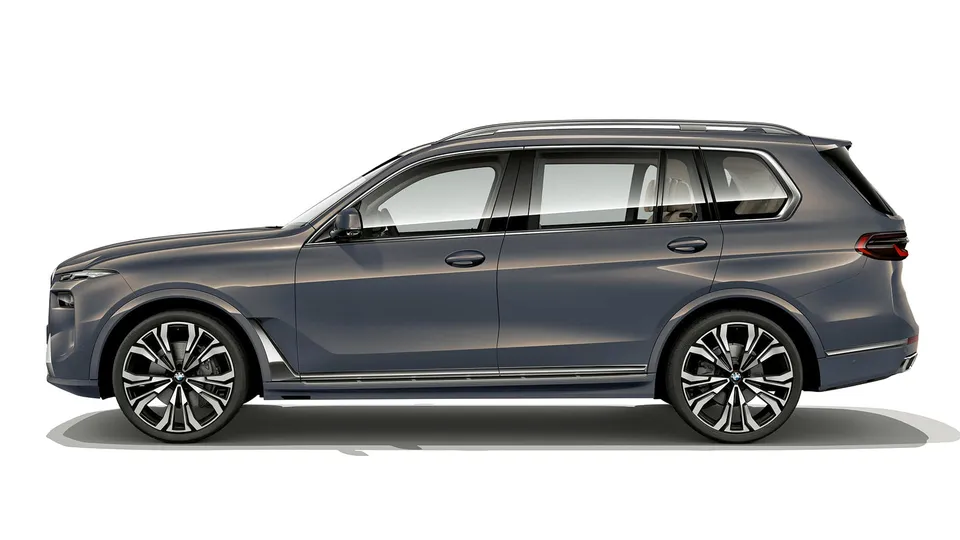 BMW X7, official product image